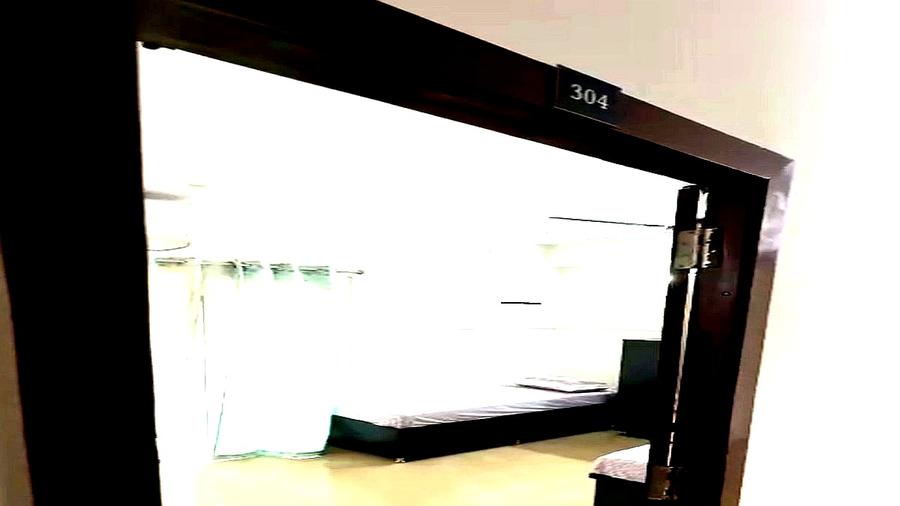 Room entrance with room number 304